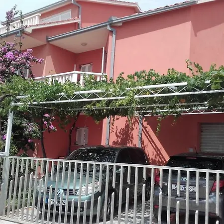 Natali Apartmán